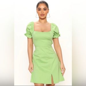 Green spring dress, open from the back, size large from Fashion Nova
